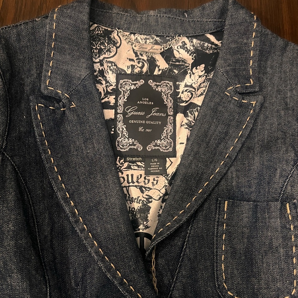 Guess Jeans Graphic Lined Blazer. Preowned